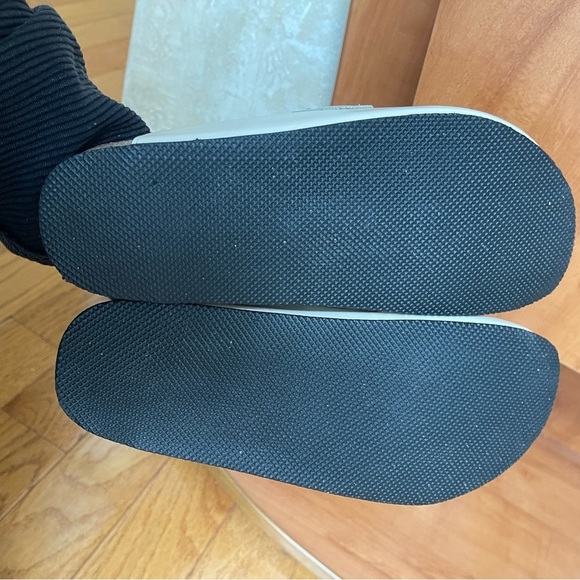 Zara Womens Beige Cream leather mules sandals with tassels & gold chain Sz 38 - Picture 10 of 15